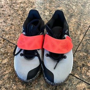 Boys Nike Sneakers Like New